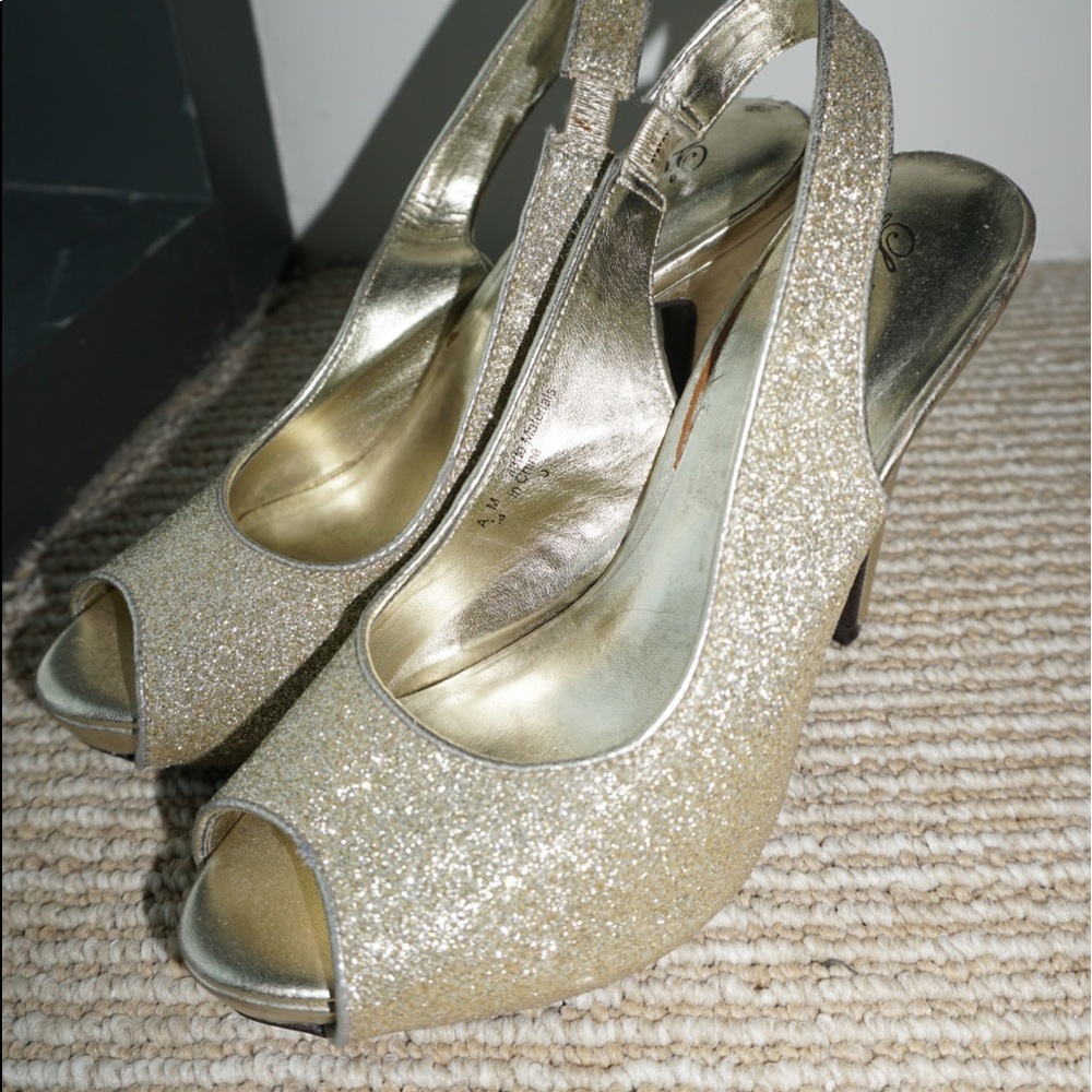Gold sparkly peep toe heels